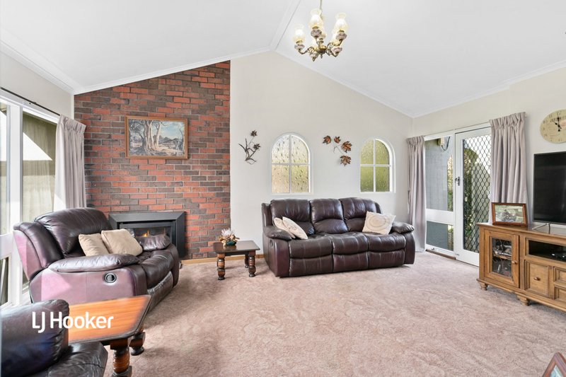 Photo - 20 Palmer Street, Fairview Park SA 5126 - Image 3