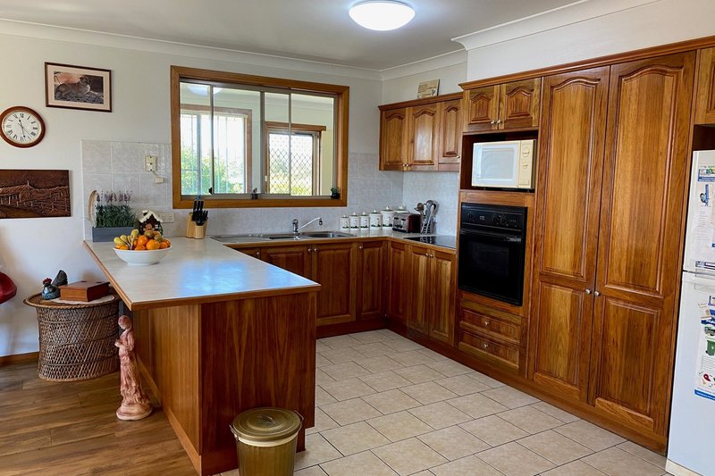 Photo - 20 Panorama Avenue, South West Rocks NSW 2431 - Image 3