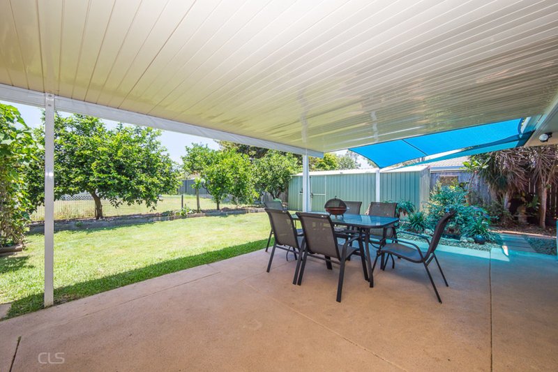 Photo - 20 Paradise Parade, Bongaree QLD 4507 - Image 4