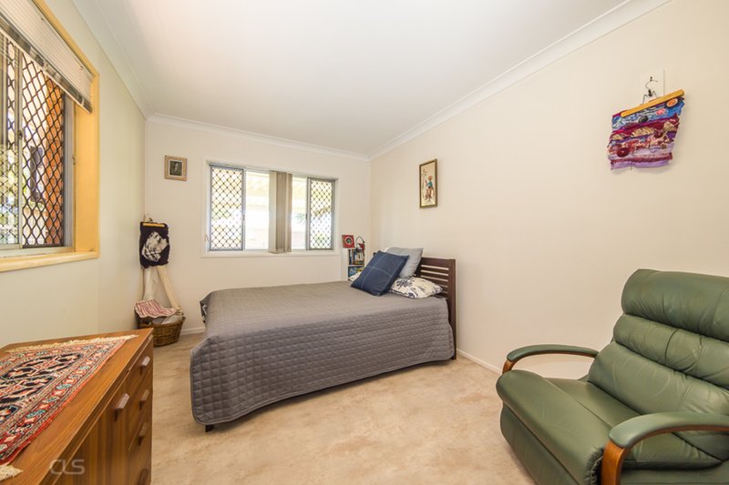 Photo - 20 Paradise Parade, Bongaree QLD 4507 - Image 12