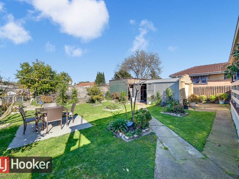 Photo - 20 Parkmore Road, Keysborough VIC 3173 - Image 8