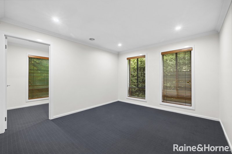 Photo - 20 Patterson Drive, Kyneton VIC 3444 - Image 8