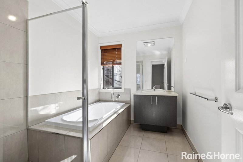 Photo - 20 Patterson Drive, Kyneton VIC 3444 - Image 12