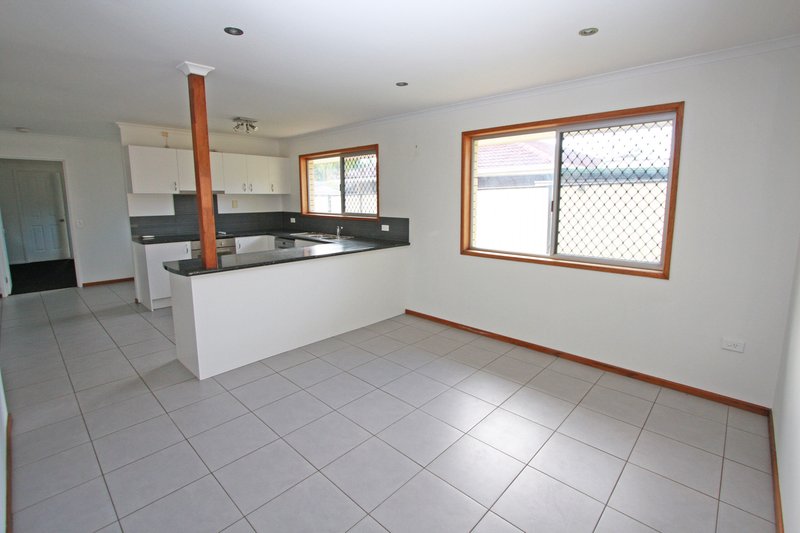 Photo - 20 Patura Drive, Ashmore QLD 4214 - Image 5