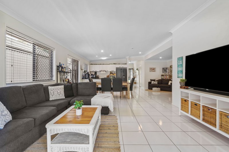 Photo - 20 Pecan Drive, Upper Coomera QLD 4209 - Image 2