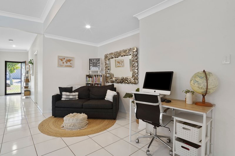 Photo - 20 Pecan Drive, Upper Coomera QLD 4209 - Image 9