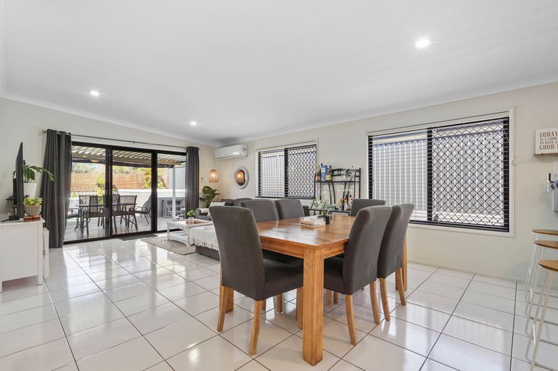 Photo - 20 Pecan Drive, Upper Coomera QLD 4209 - Image 10