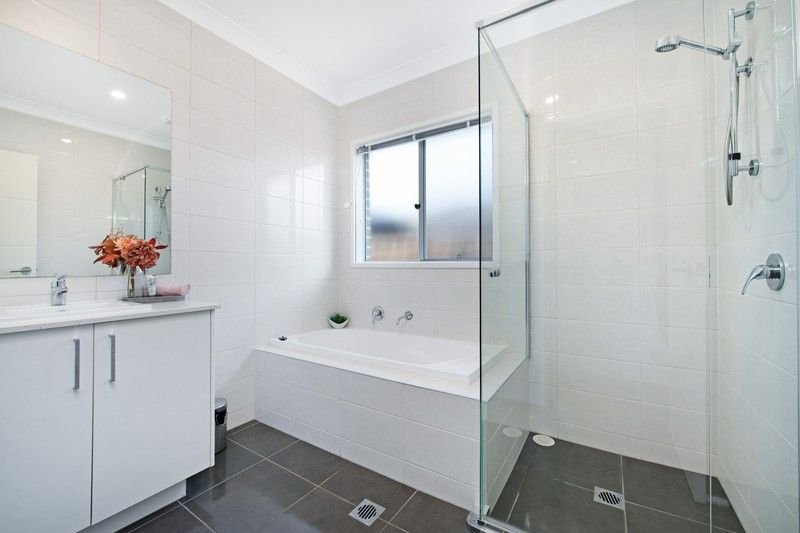 Photo - 20 Pegasus Street, Box Hill NSW 2765 - Image 9