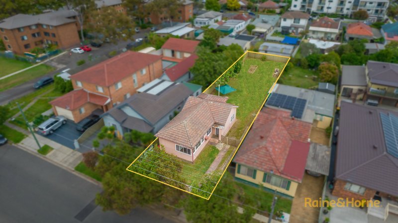 20 Pegler Avenue, South Granville NSW 2142