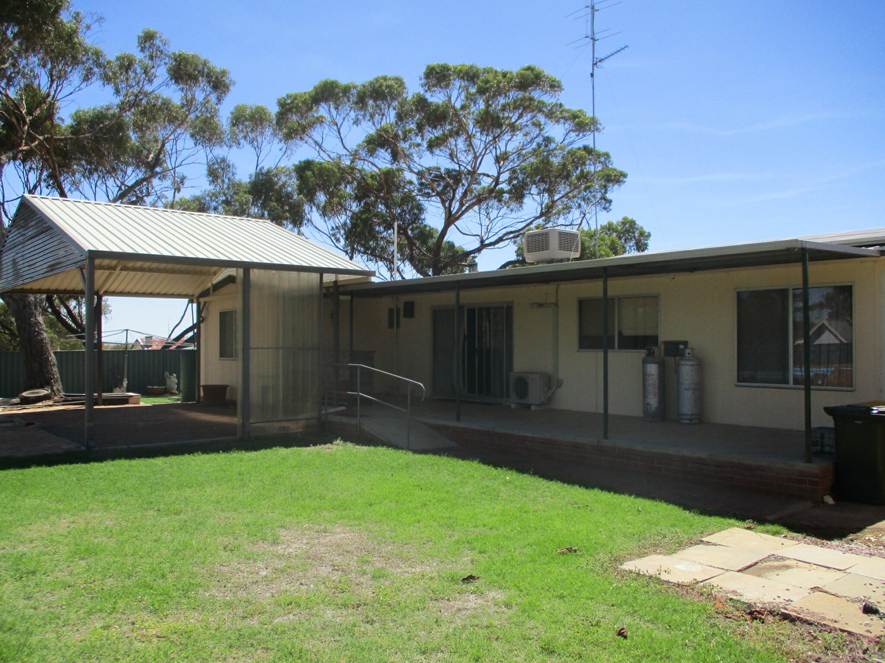 4-bedroom house at 20 Pemberton Street, Cunderdin, WA 6407, Cunderdin, Western Australia