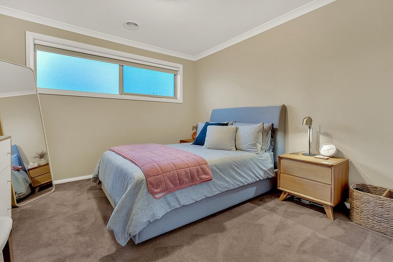 Photo - 20 Penfold Street, Craigieburn VIC 3064 - Image 21