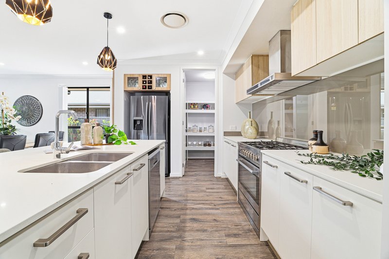 Photo - 20 Pennewaard Street, Marsden Park NSW 2765 - Image 10