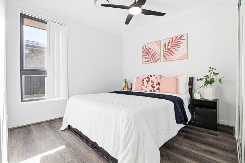 Photo - 20 Pennewaard Street, Marsden Park NSW 2765 - Image 13