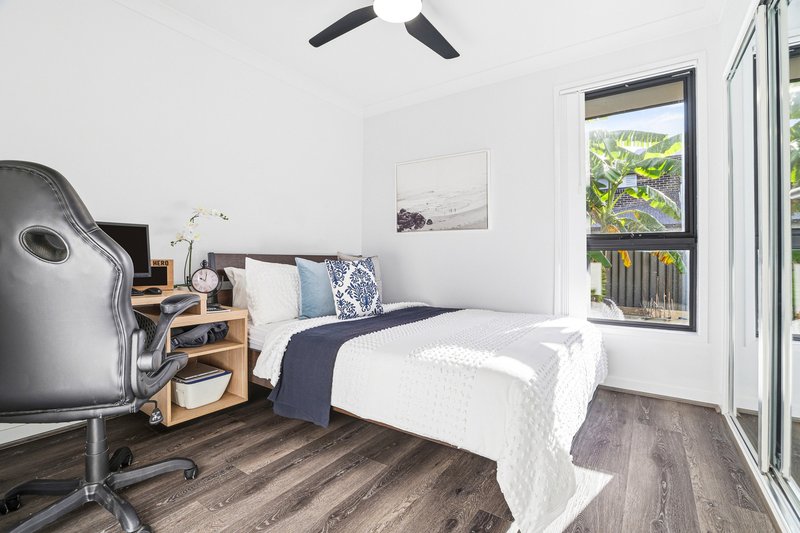 Photo - 20 Pennewaard Street, Marsden Park NSW 2765 - Image 15