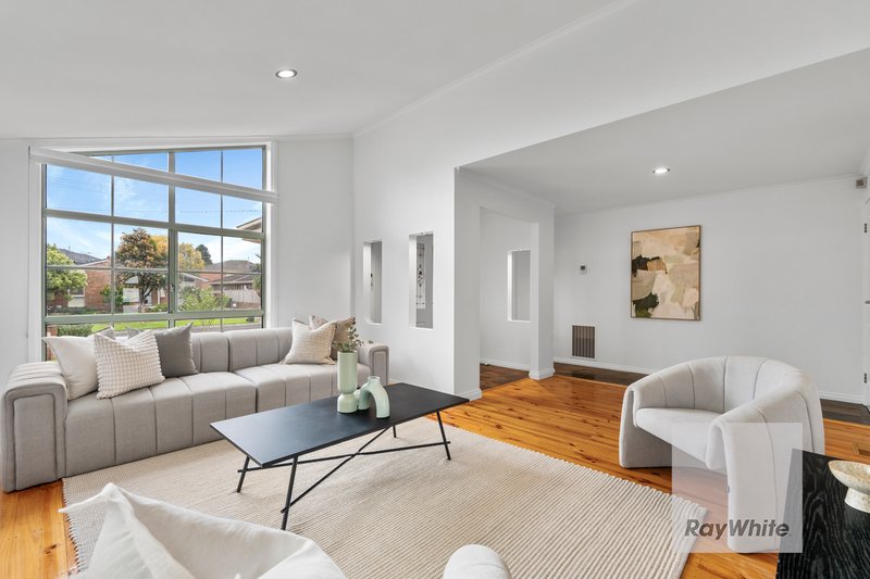 Photo - 20 Penrith Cres , Bundoora VIC 3083 - Image 3