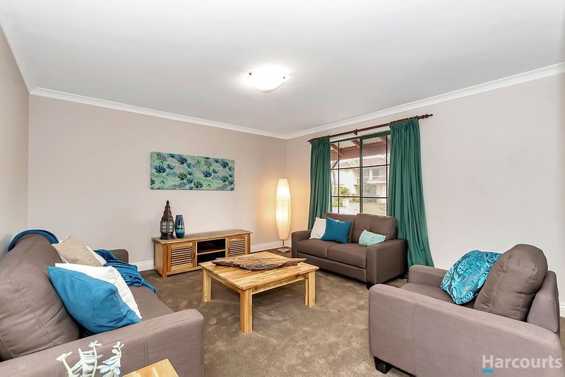 Photo - 20 Pepin Court, Joondalup WA 6027 - Image 2