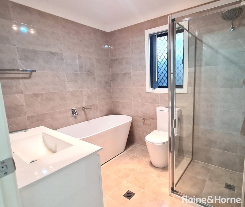 Photo - 20 Percival Avenue, Ingleburn NSW 2565 - Image 9