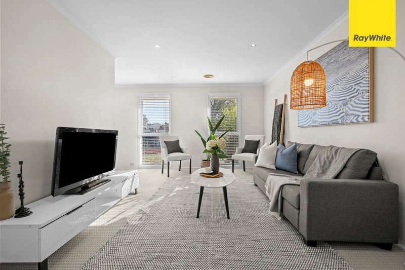Photo - 20 Perry Close, Melton VIC 3337 - Image 8