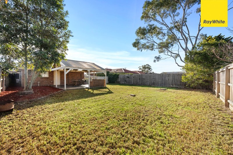 Photo - 20 Perry Close, Melton VIC 3337 - Image 16