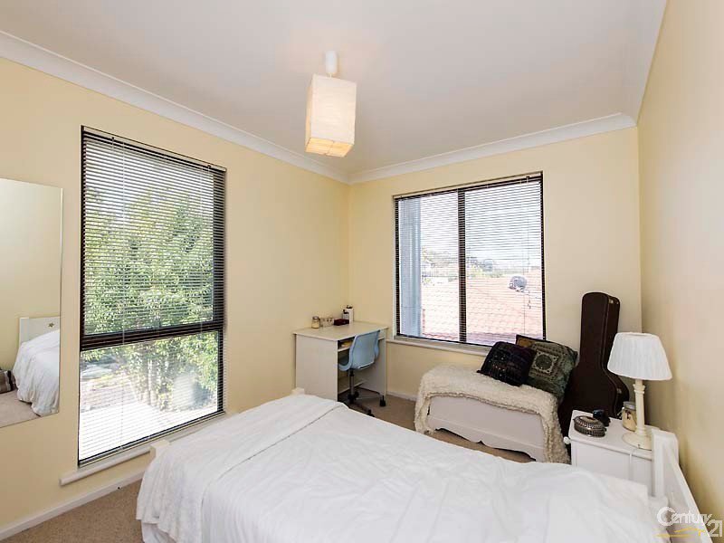 Photo - 20 Perseus Road, Silver Sands WA 6210 - Image 13