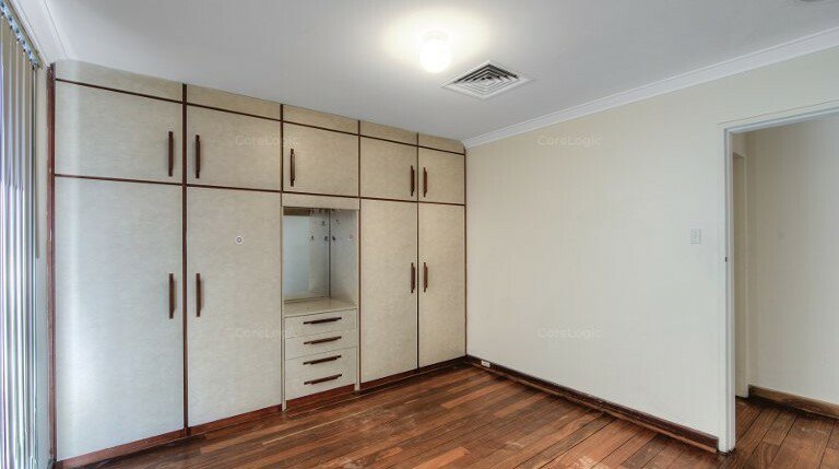 Photo - 20 Peter Road, High Wycombe WA 6057 - Image 7