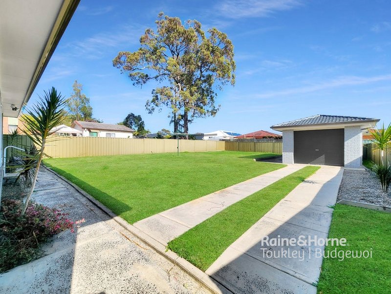 Photo - 20 Phyllis Avenue, Kanwal NSW 2259 - Image 11