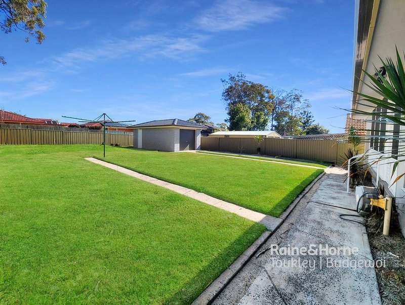 Photo - 20 Phyllis Avenue, Kanwal NSW 2259 - Image 12