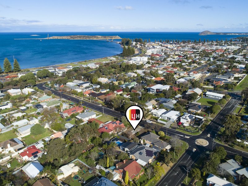 Photo - 20 Pine Avenue, Victor Harbor SA 5211 - Image 3