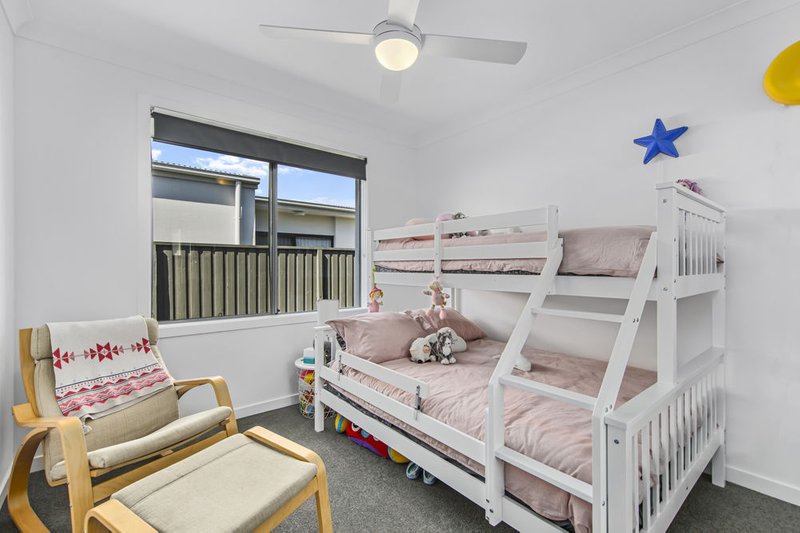 Photo - 20 Pinnibar Street, Bridgeman Downs QLD 4035 - Image 15