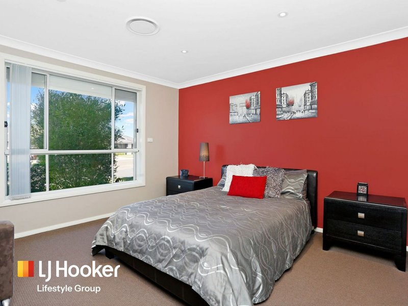 Photo - 20 Plymouth Boulevard, Spring Farm NSW 2570 - Image 4