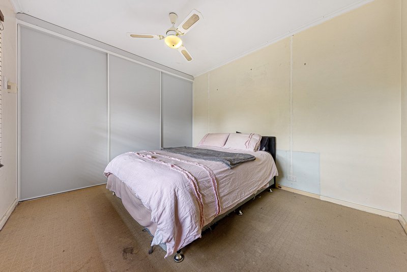 Photo - 20 Poplar Crescent, Campbelltown SA 5074 - Image 6