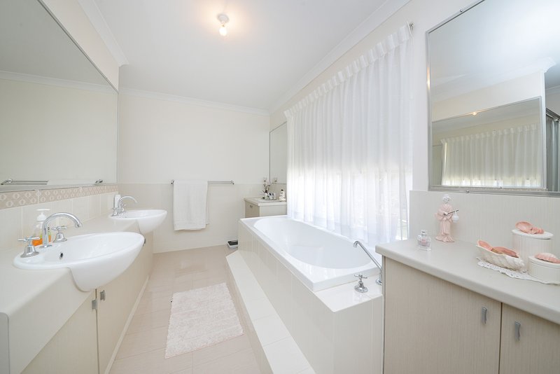 Photo - 20 Portsmouth Street, Jindalee WA 6036 - Image 12