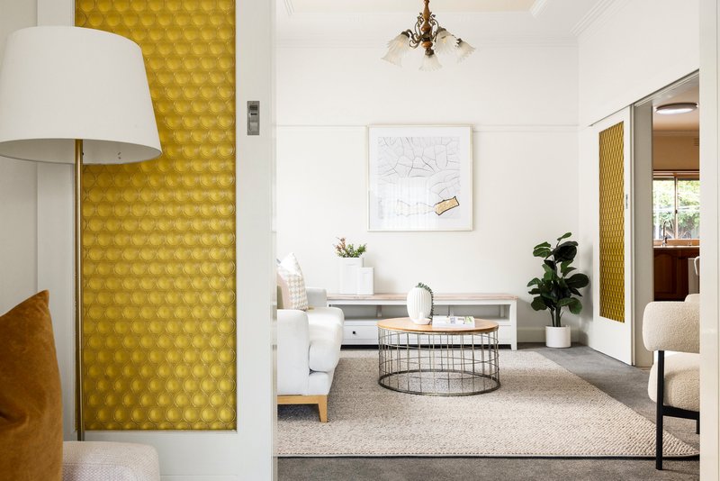 Photo - 20 Prendergast Street, Pascoe Vale South VIC 3044 - Image 3