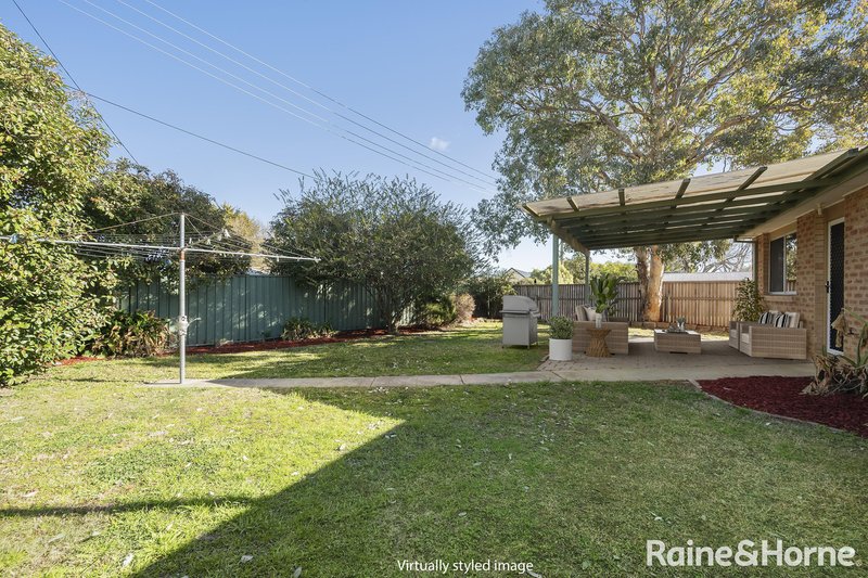 Photo - 20 Proctor Street, Chisholm ACT 2905 - Image 5