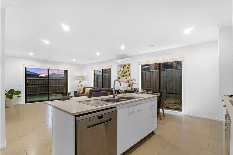 Photo - 20 Prominent Road, Diggers Rest VIC 3427 - Image 6