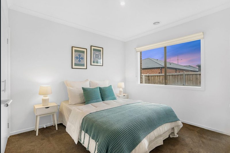 Photo - 20 Prominent Road, Diggers Rest VIC 3427 - Image 11