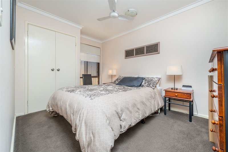 Photo - 20 Quarndon Close, Carine WA 6020 - Image 15