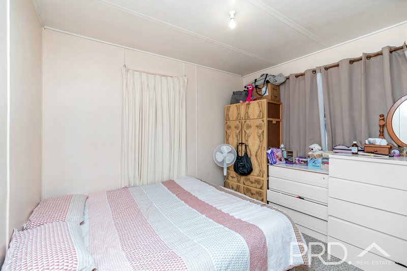 Photo - 20 Rankin Street, Tumut NSW 2720 - Image 7