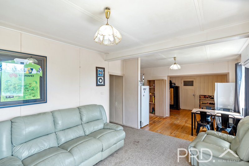 Photo - 20 Rankin Street, Tumut NSW 2720 - Image 11