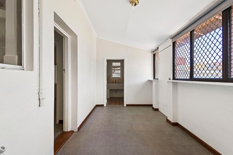 Photo - 20 Redfern Street, North Perth WA 6006 - Image 16