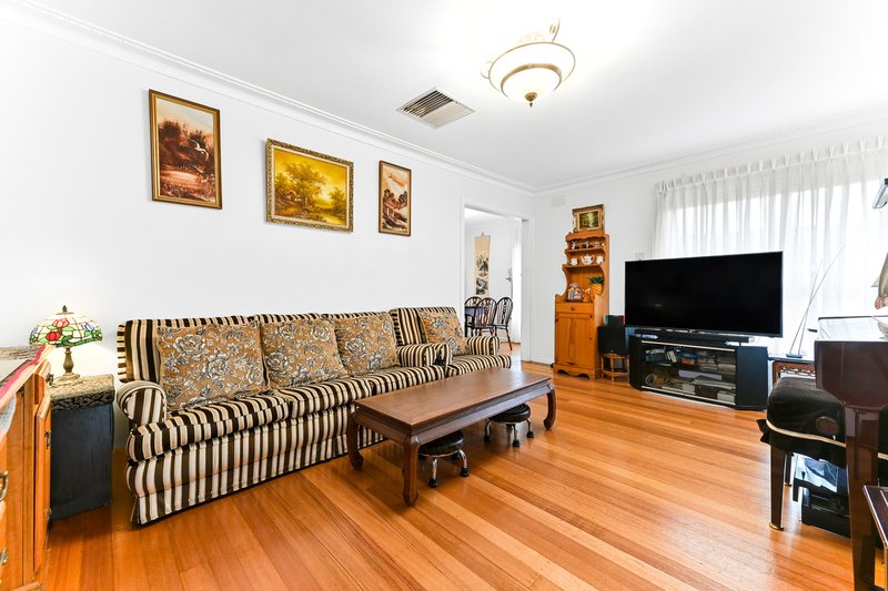 Photo - 20 Renver Road, Clayton VIC 3168 - Image 4