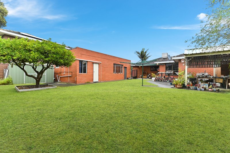 Photo - 20 Renver Road, Clayton VIC 3168 - Image 10