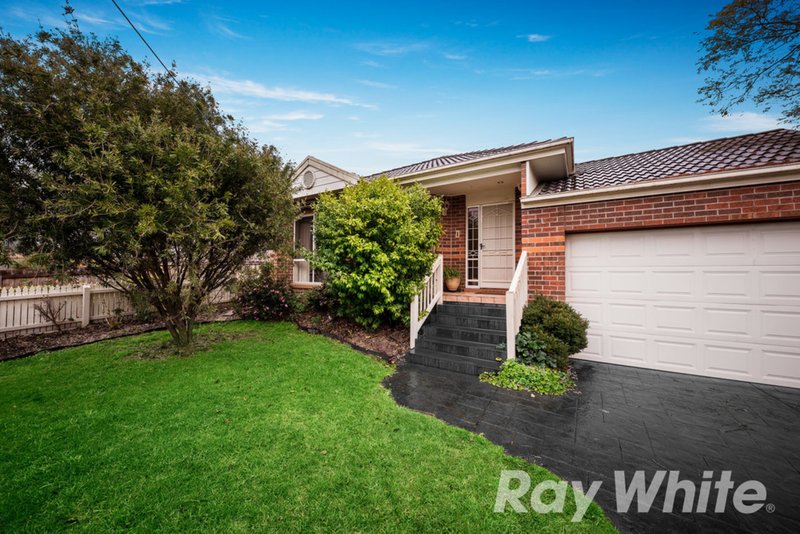 20 Rialton Avenue, Blackburn North VIC 3130