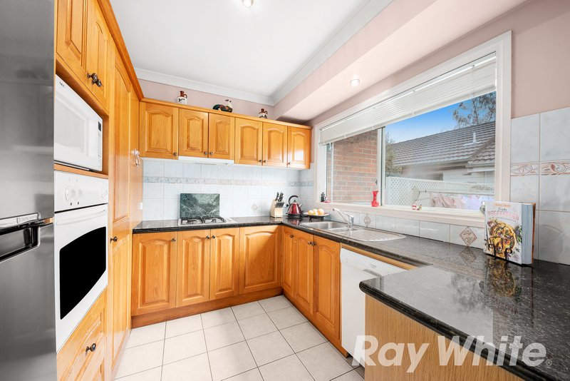 Photo - 20 Rialton Avenue, Blackburn North VIC 3130 - Image 6