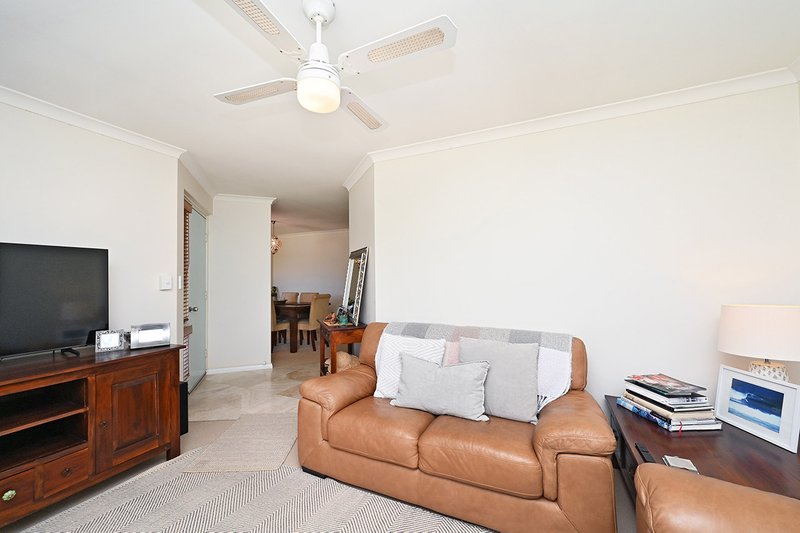 Photo - 20 Rio Marina Way, Mindarie WA 6030 - Image 4