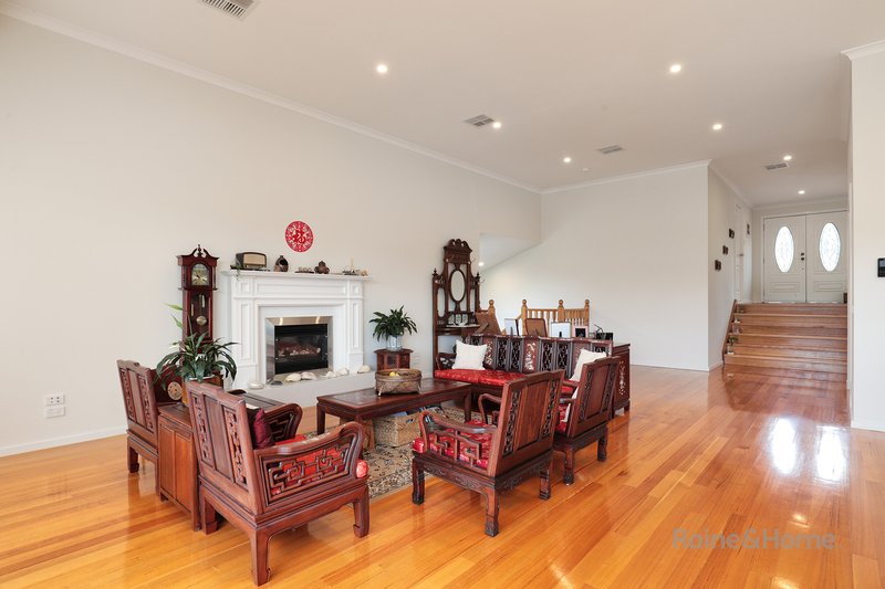 Photo - 20 Riverbend Way, Sunshine North VIC 3020 - Image 4