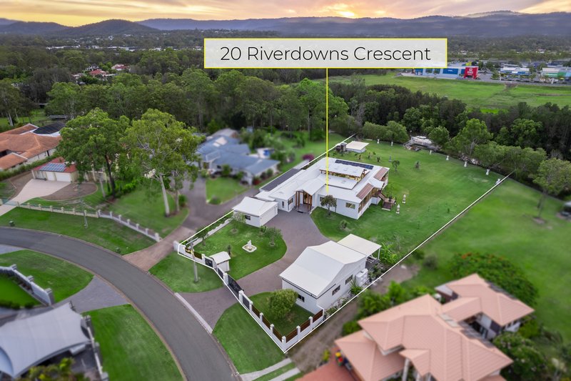 Photo - 20 Riverdowns Crescent, Helensvale QLD 4212 - Image 23