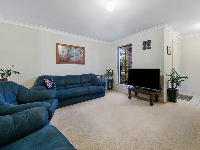 Photo - 20 Rose Crescent, Fitzgibbon QLD 4018 - Image 4