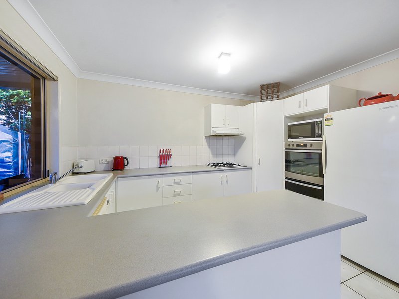 Photo - 20 Rose Crescent, Fitzgibbon QLD 4018 - Image 11