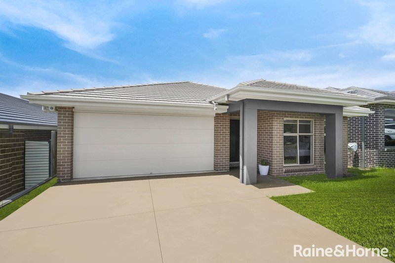 Photo - 20 Rowan Street, Oran Park NSW 2570 - Image 3